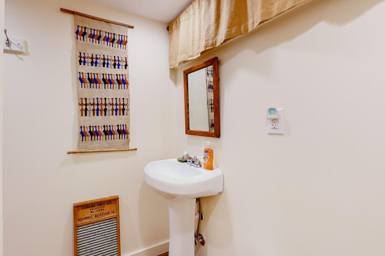Newfane Hill Retreat Villa ภายนอก รูปภาพ
